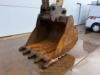 2015-kobelco-sk300nlc-10-45603120