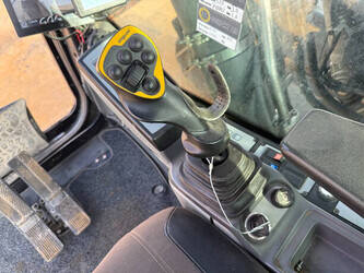 2020-liebherr-r930lc-45603166