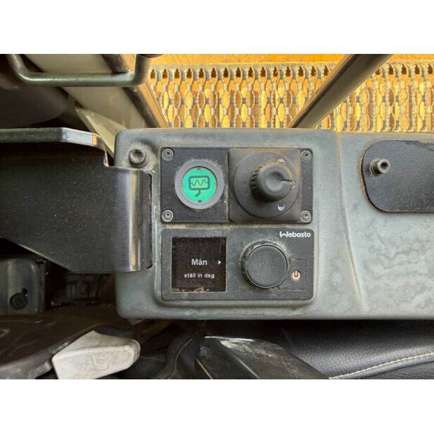 2020 ليبهير R930LC-45603169