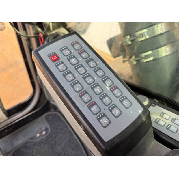 2020 ليبهير R930LC-45603172