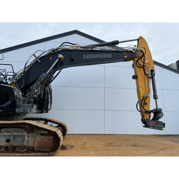 2020 ليبهير R930LC-45603175