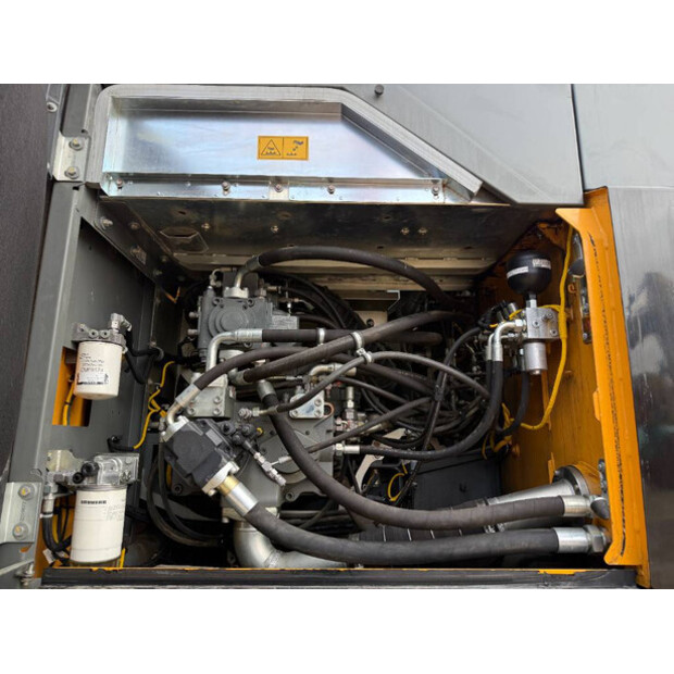 2020 ليبهير R930LC-45603188