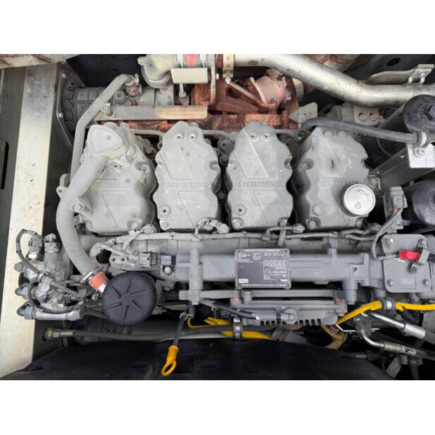 2020 ليبهير R930LC-45603194