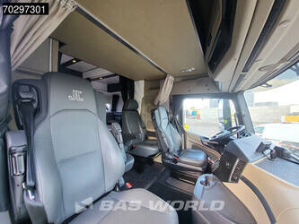 2016-mercedes-benz-actros-2551-1328676-45603224