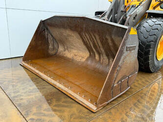 2019-volvo-l120h-1425417-45603302