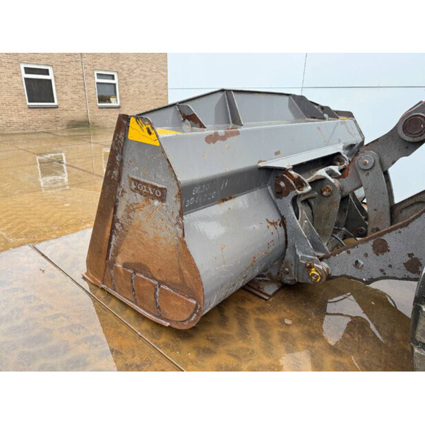 2019 Volvo L120H-45603303