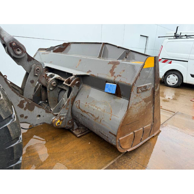 2019 Volvo L120H-45603305