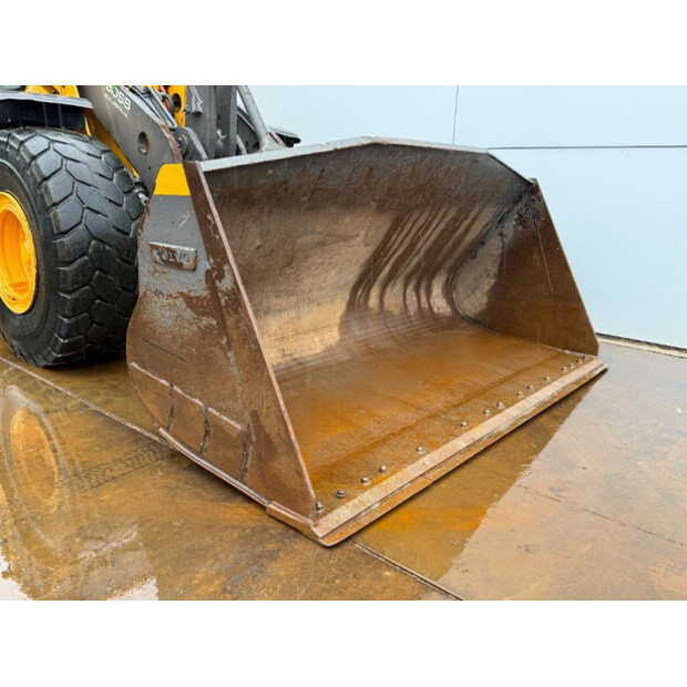 2019 Volvo L120H-45603306