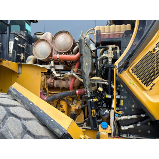 2016 Caterpillar 972M-45604256