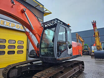 2007-hitachi-zx210lc-3-1425510-45604440