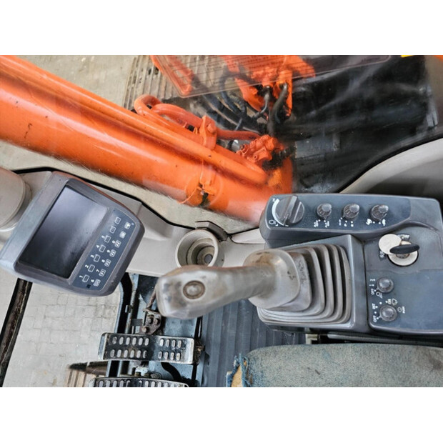 2007 Hitachi ZX210LC-3-45604448