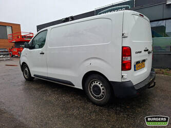 2021-peugeot-expert-1408565-45604615