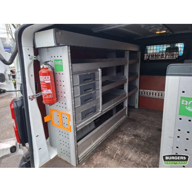 2021 بيجو Expert-45604637