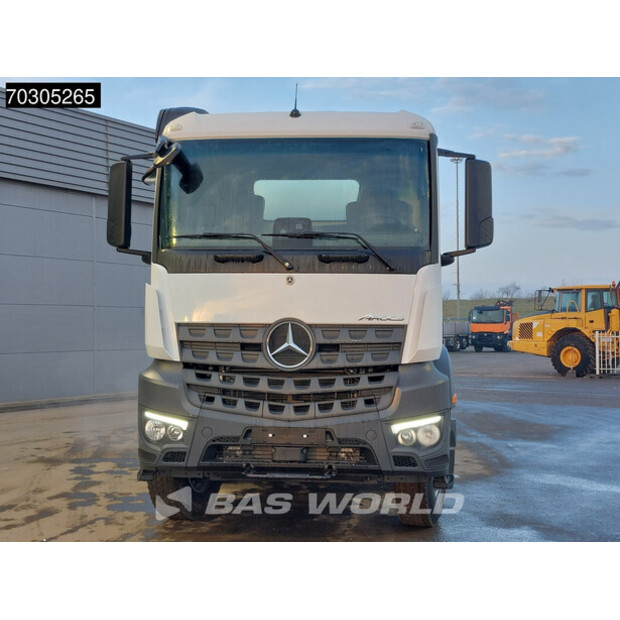2025 مرسيدس بنز Arocs 4142-45605340