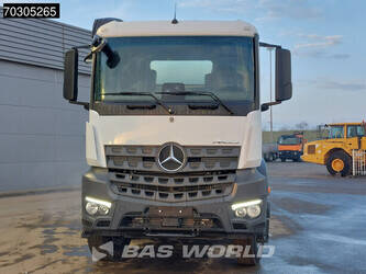 2025-mercedes-benz-arocs-4142-1425518-45605340
