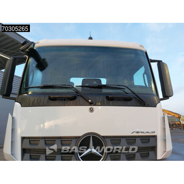 2025 مرسيدس بنز Arocs 4142-45605341