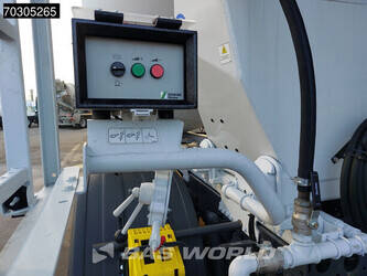 2025-mercedes-benz-arocs-4142-1425518-45605349