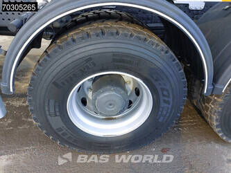 2025-mercedes-benz-arocs-4142-1425518-45605353