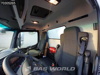 2025-mercedes-benz-arocs-4142-1425518-45605364