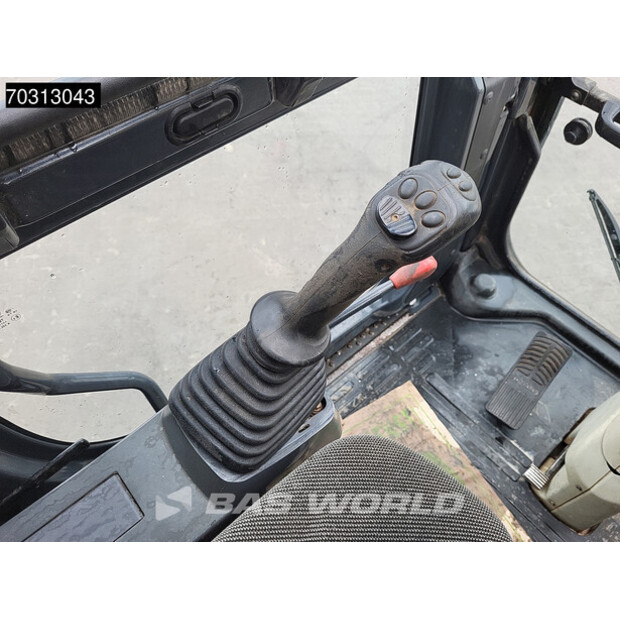 2016 كوماتسو PW180 -7E0-45605512