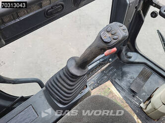 2016-komatsu-pw180-7e0-45605512