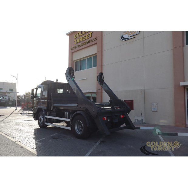 2013 فولفو FM440-45608703