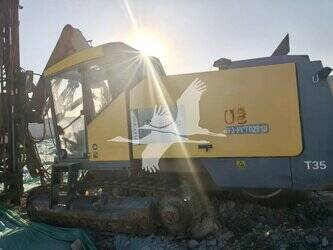 صورة ل آلات الحفر الاتجاهي 2020 إيبيروك Flexiroc T35