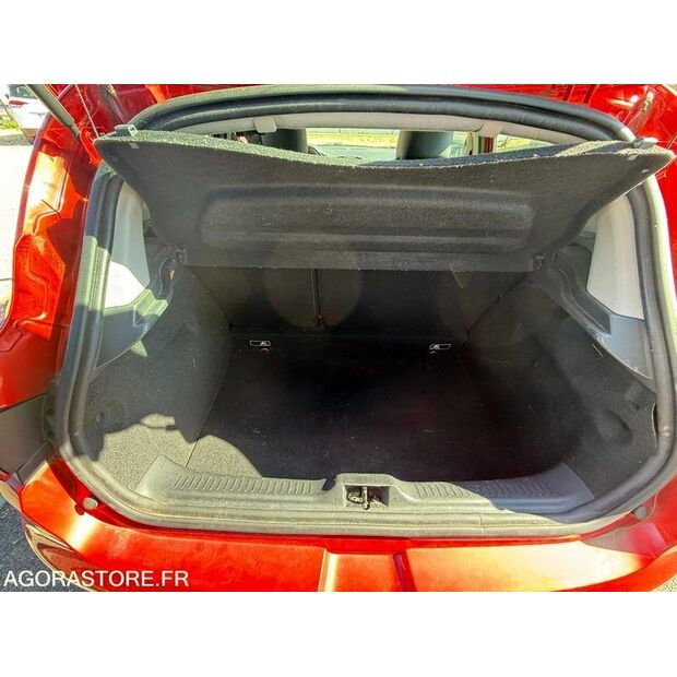 2014 رينو Clio-45618735