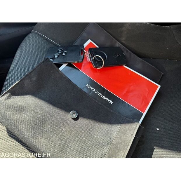 2014 رينو Clio-45618744