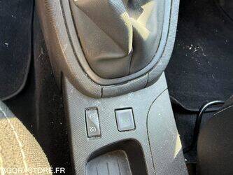 2014-renault-clio-1425567-45618746