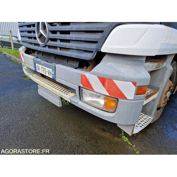 2000 Mercedes-Benz 2031-45618999