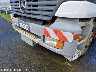 2000-mercedes-benz-2031-1425581-45618999