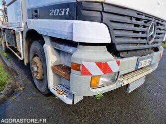 2000-mercedes-benz-2031-1425581-45619003