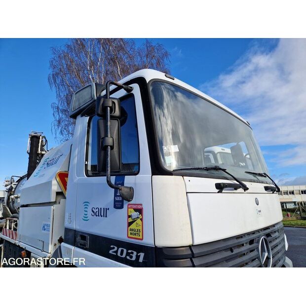 2000 Mercedes-Benz 2031-45619005