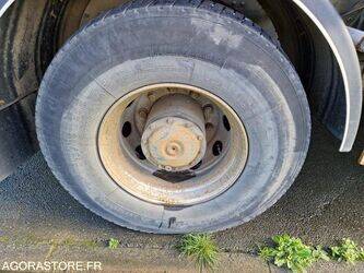 2000-mercedes-benz-2031-1425581-45619018