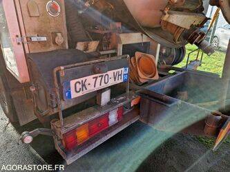 2000-mercedes-benz-2031-1425581-45619036