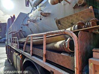 2000-mercedes-benz-2031-1425581-45619042