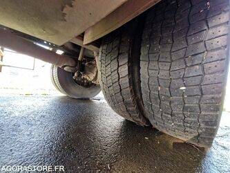 2000-mercedes-benz-2031-1425581-45619044