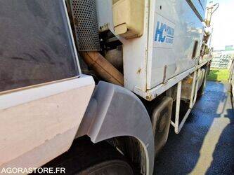 2000-mercedes-benz-2031-1425581-45619050