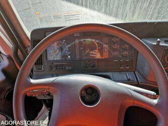 2000-mercedes-benz-2031-1425581-45619060