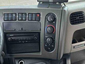 2013-renault-midlum-1425590-45619153