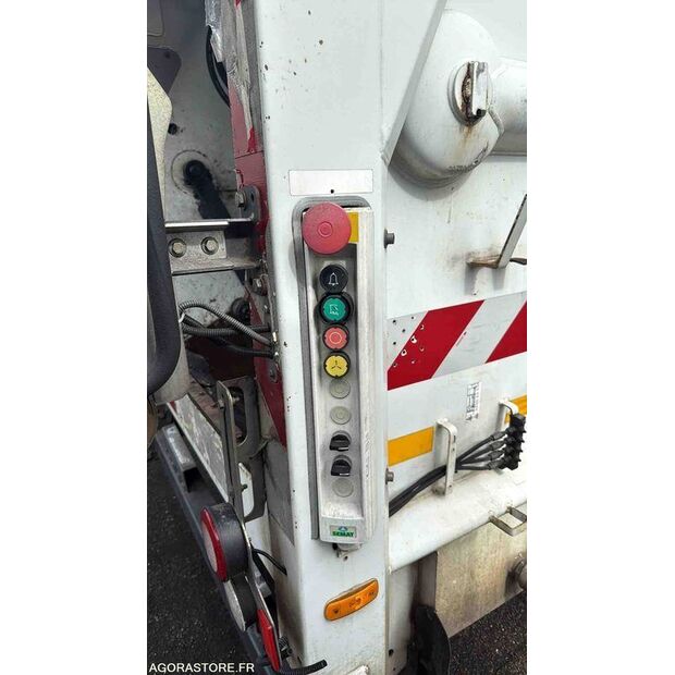 2013 رينو Midlum-45619158