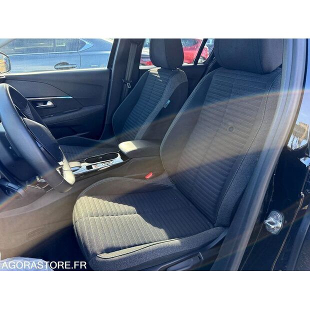 2022 Peugeot 208-45619205