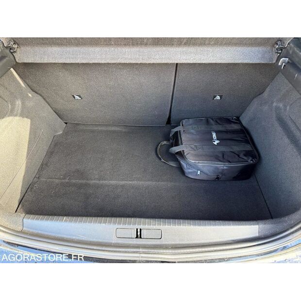 2022 Peugeot 208-45619207