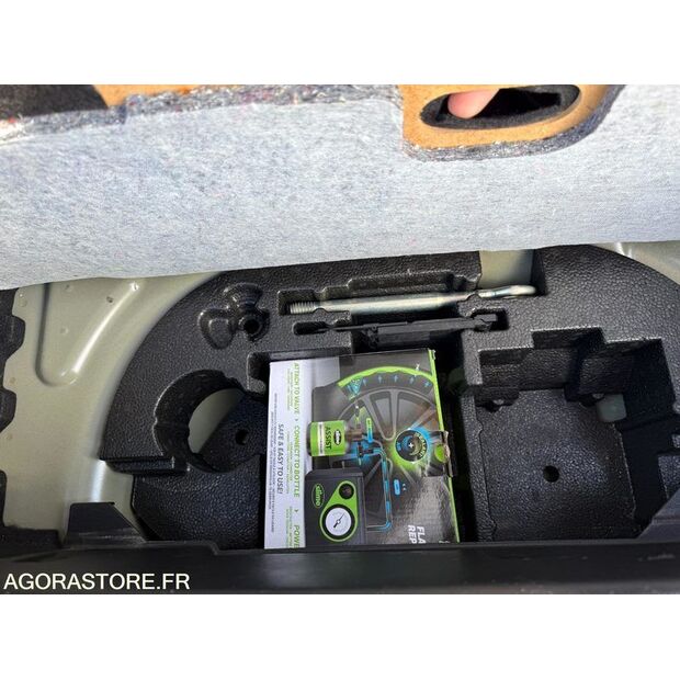 2022 Peugeot 208-45619208