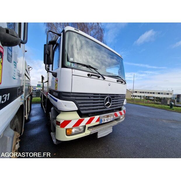 1999 Mercedes-Benz 2031-45619256