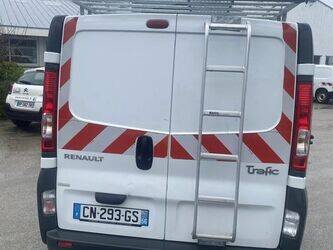 2012-renault-trafic-1425615-45619512