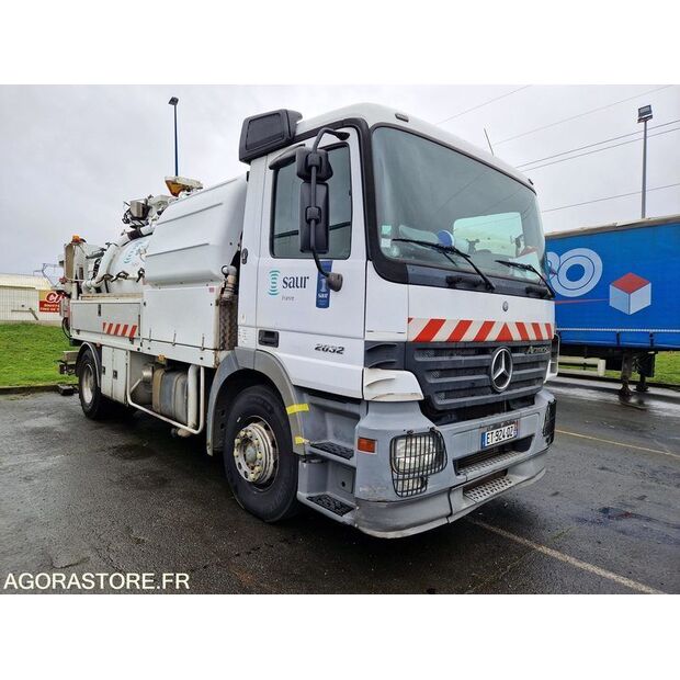 2005 Mercedes-Benz 2032-45619570