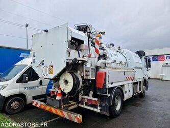 2005-mercedes-benz-2032-1425619-45619571