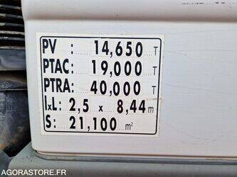 2005-mercedes-benz-2032-1425619-45619584